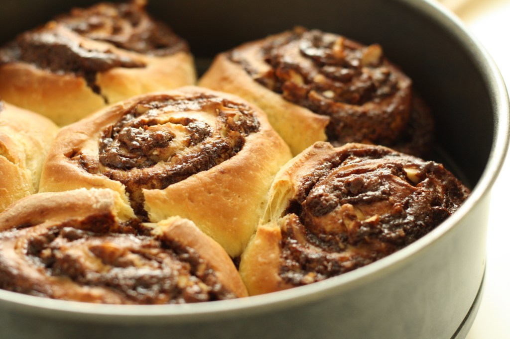 Chocolate Hazelnut Buns 9