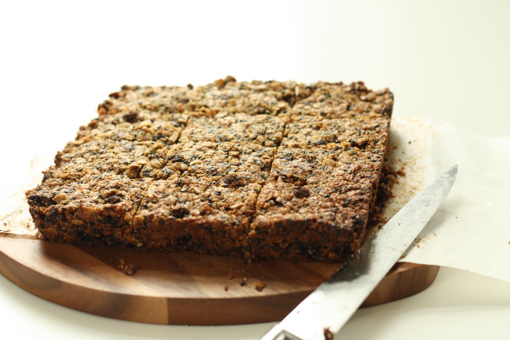 Ginger, chocolate flapjacks 6