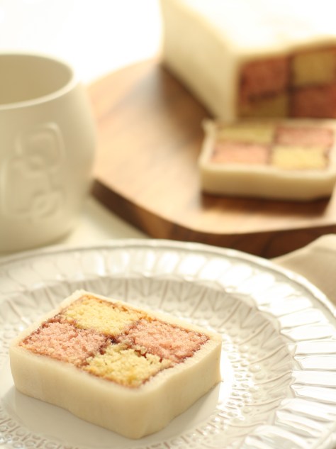 Battenberg Cake 1