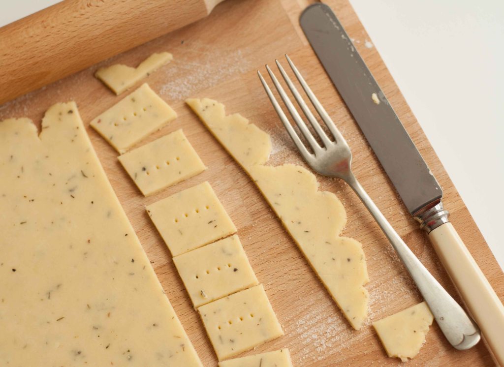 Cheese Thyme Crackers 5