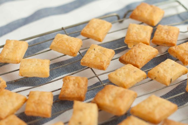 Citrus Ginger & Thyme Crackers (Set)